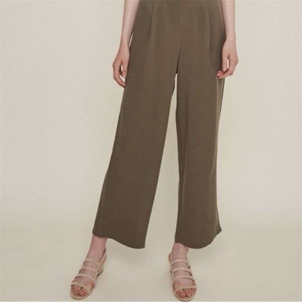 Rita Row Daniela Pant
